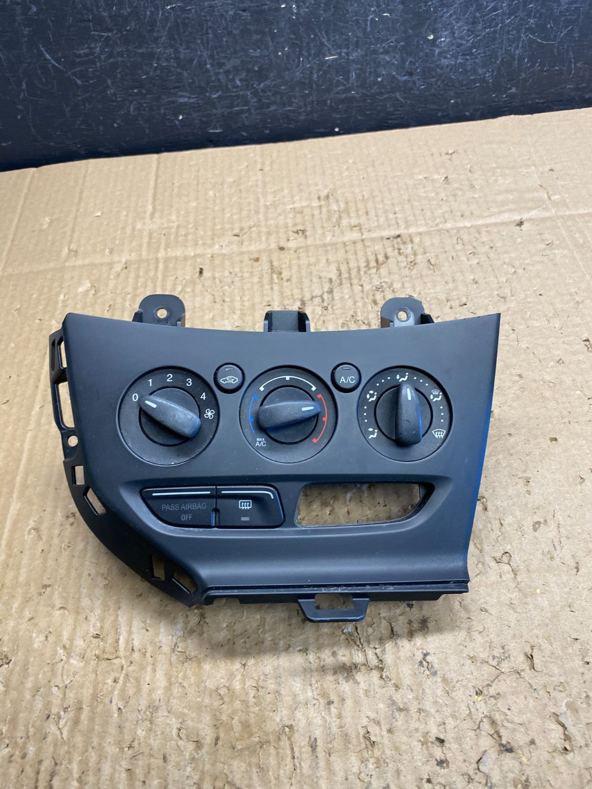 2013 2014 Ford Focus Ac Heater Climate Control Temperature ad1888 DG0