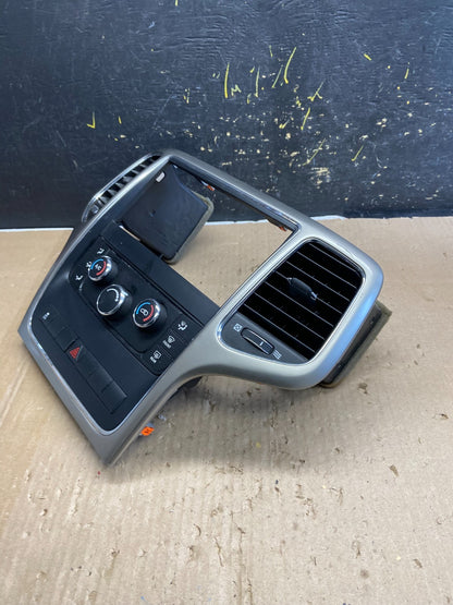 2011-2013 Jeep Grand Cherokee Center Radio Climate Control Bezel Vent ab2267 DG2