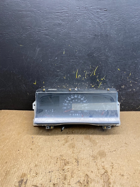 1998 to 2002 Lincoln Town Car Speedometer Gauge Cluster z9849 DG0
