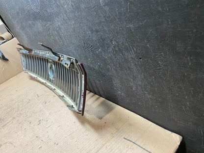 2005 2006 2007 Mercury Montego Front Upper Grill Grille i3649 Oem DG17
