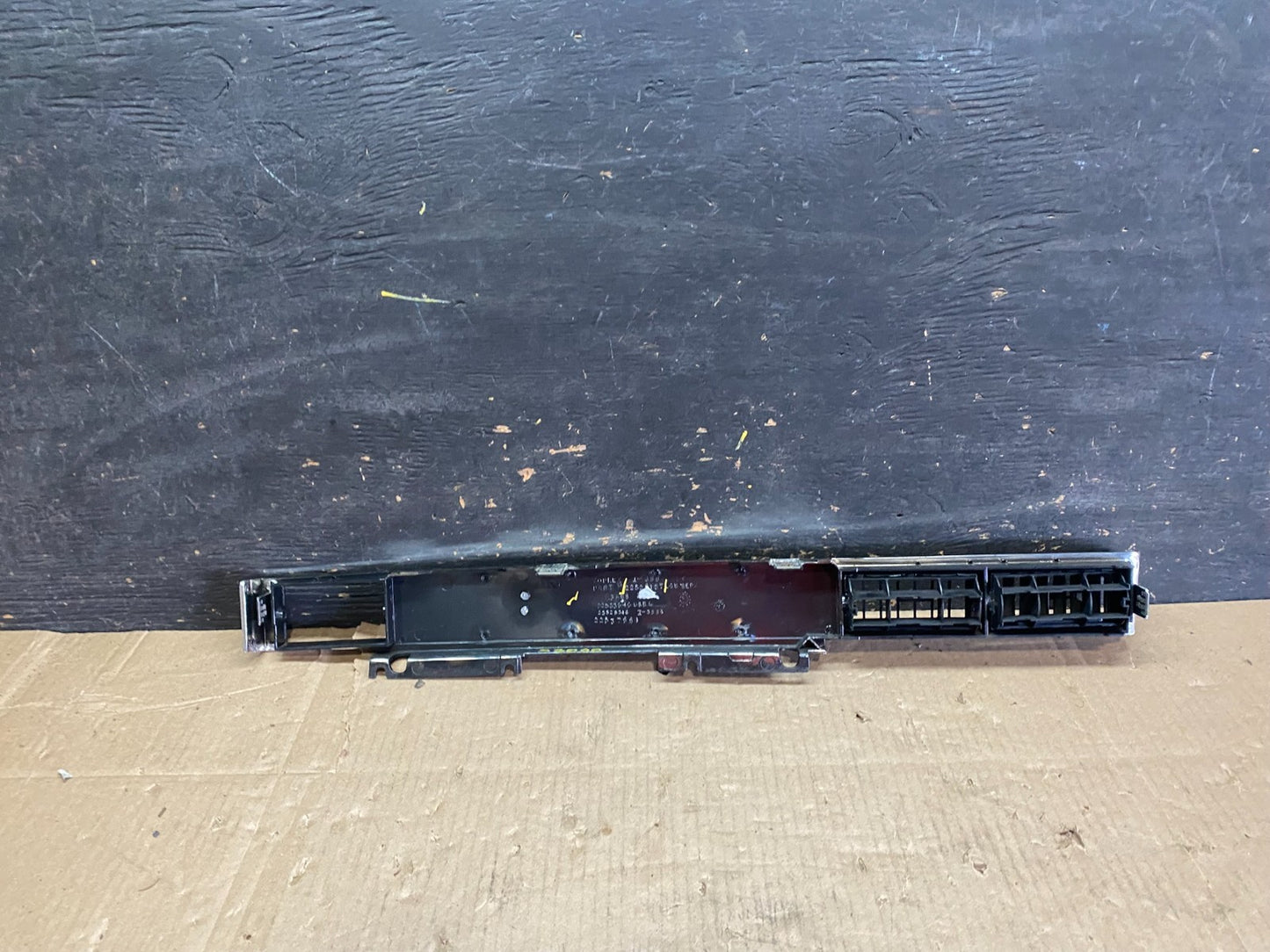 Oldsmobile Dashboard panel Trim with air vents U0182 PS4