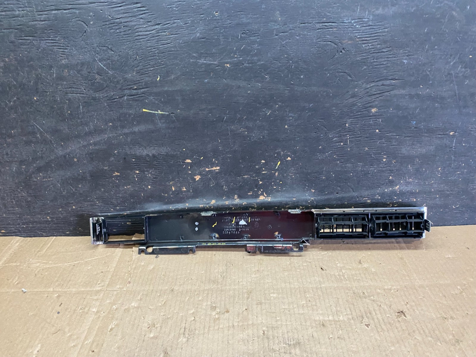 Oldsmobile Dashboard panel Trim with air vents U0182 PS4