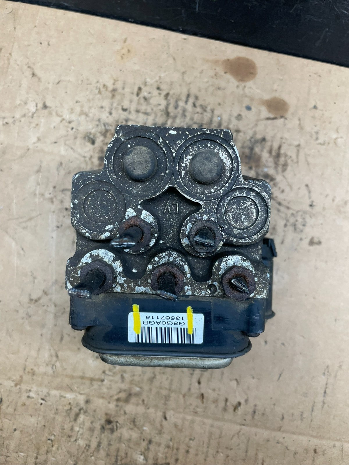 2004-2006 Chevrolet Express ABS Pump Control OEM 13567115 Module R4365 DG4
