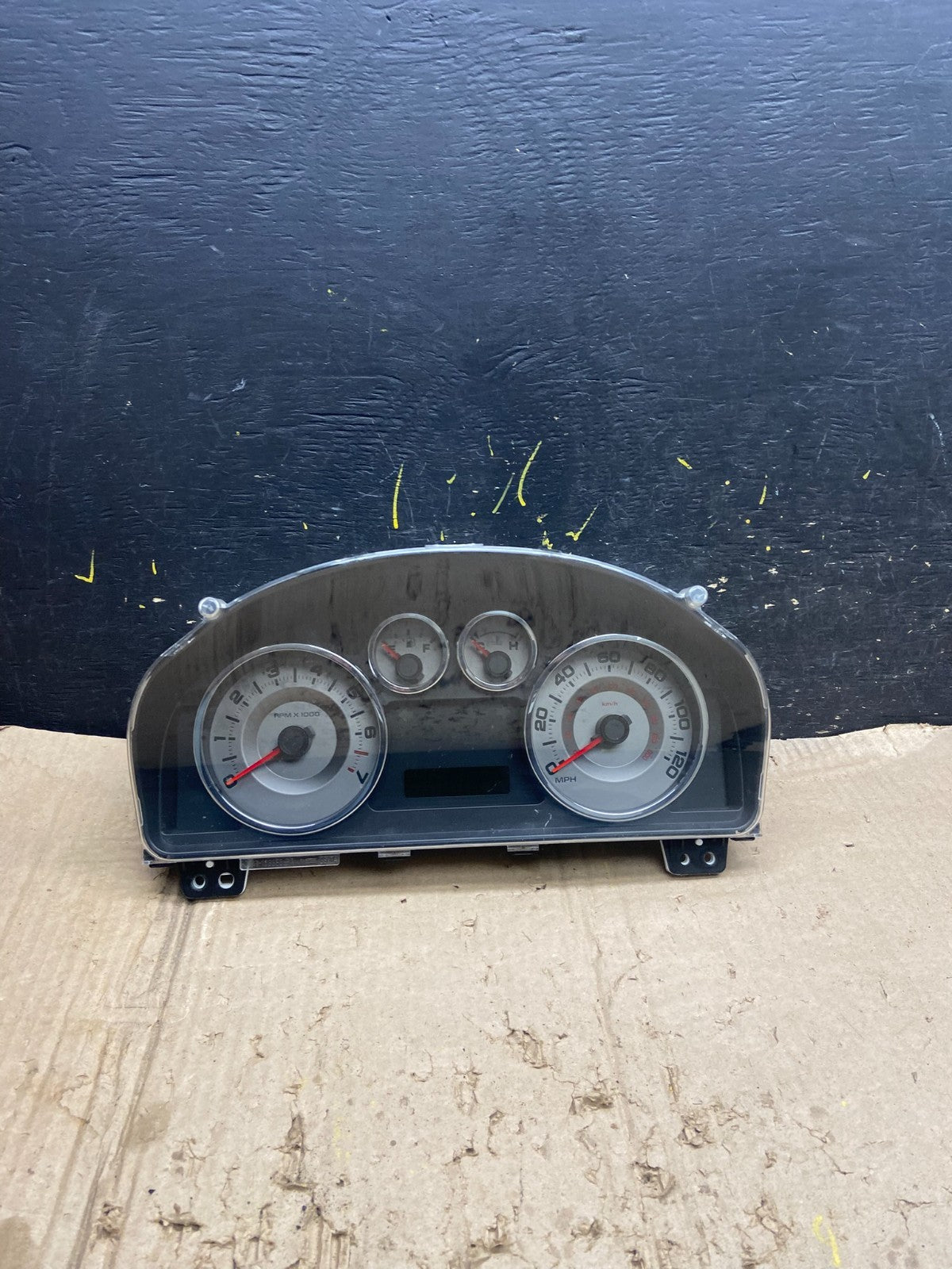 2008 - 2010 Ford Edge Gauge Speedometer Cluster OEM X6476 DG0