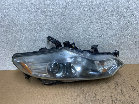 2011 to 2014 Nissan Murano Headlight Right Passenger Rh Oem Halogen W8070 DW0