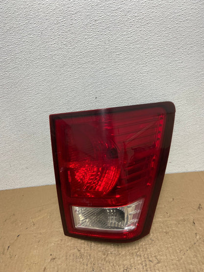 2007 2008 2009 2010 Jeep Grand Cherokee Right Passenger Tail Light AC4151 LK0
