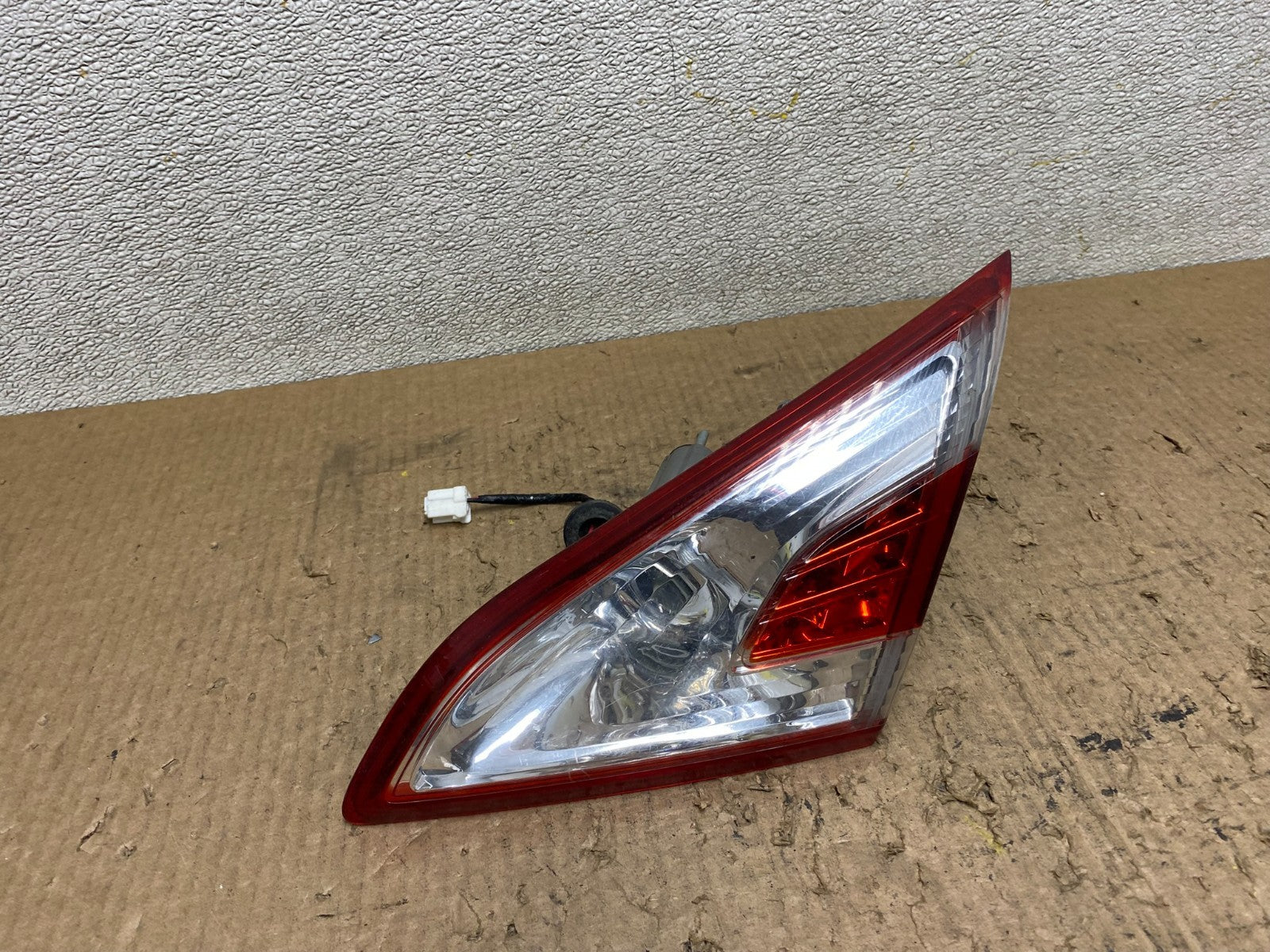 2011 - 2014 Nissan Murano Right Passenger RH Side Inner Tail Light Oem W7850 DW0