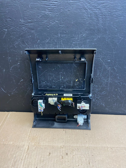 2004 - 2007 Nissan Titan Armada Radio r Climate Control Bezel Trim OEM AB9685 DG5