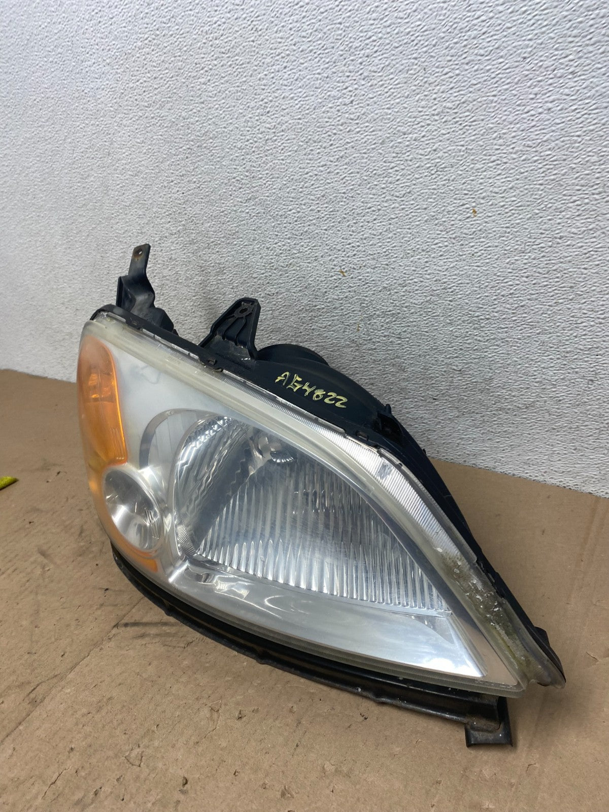 2001 - 2003 Honda Civic Coupe Headlight Halogen Right Passenger Rh AG4822 DW1