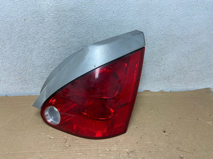 2004 2005 2006 2007 2008 Nissan Maxima Right Passenger Tail Light AH8866 LK0