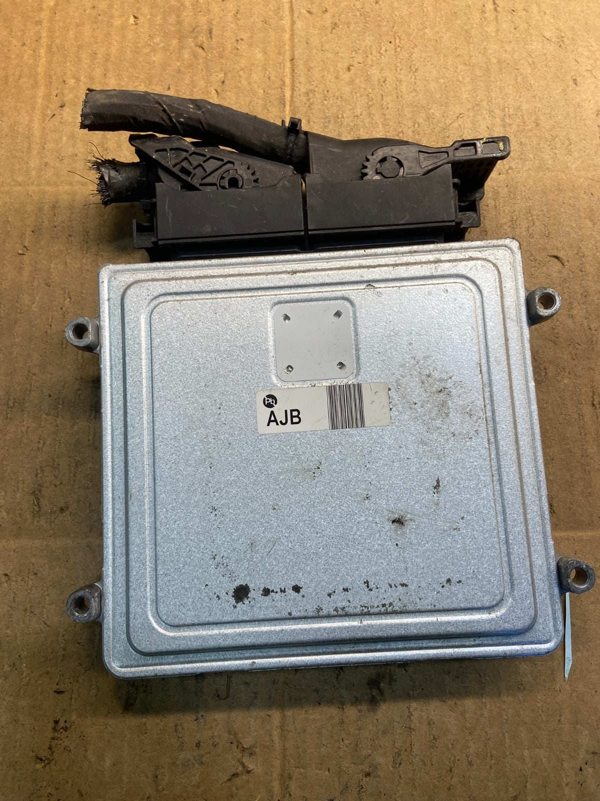2009 to 2010 Kia Optima Ecm Ecu Engine Computer  OEM y7337 DG2