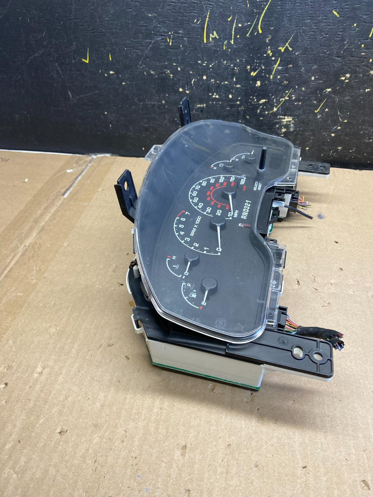 2002 Ford Explorer Speedometer Cluster Gauge AH7561 DG2