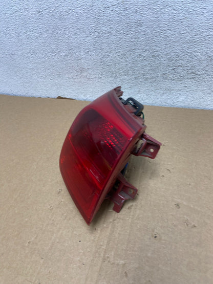 2016 to 2018 Kia Sedona Left Driver Side Tail Light AF7309 DW1