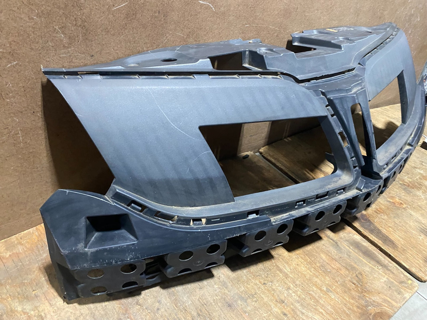 2013 to 2016 Lincoln MKT Grill Grille Support Panel AF35541