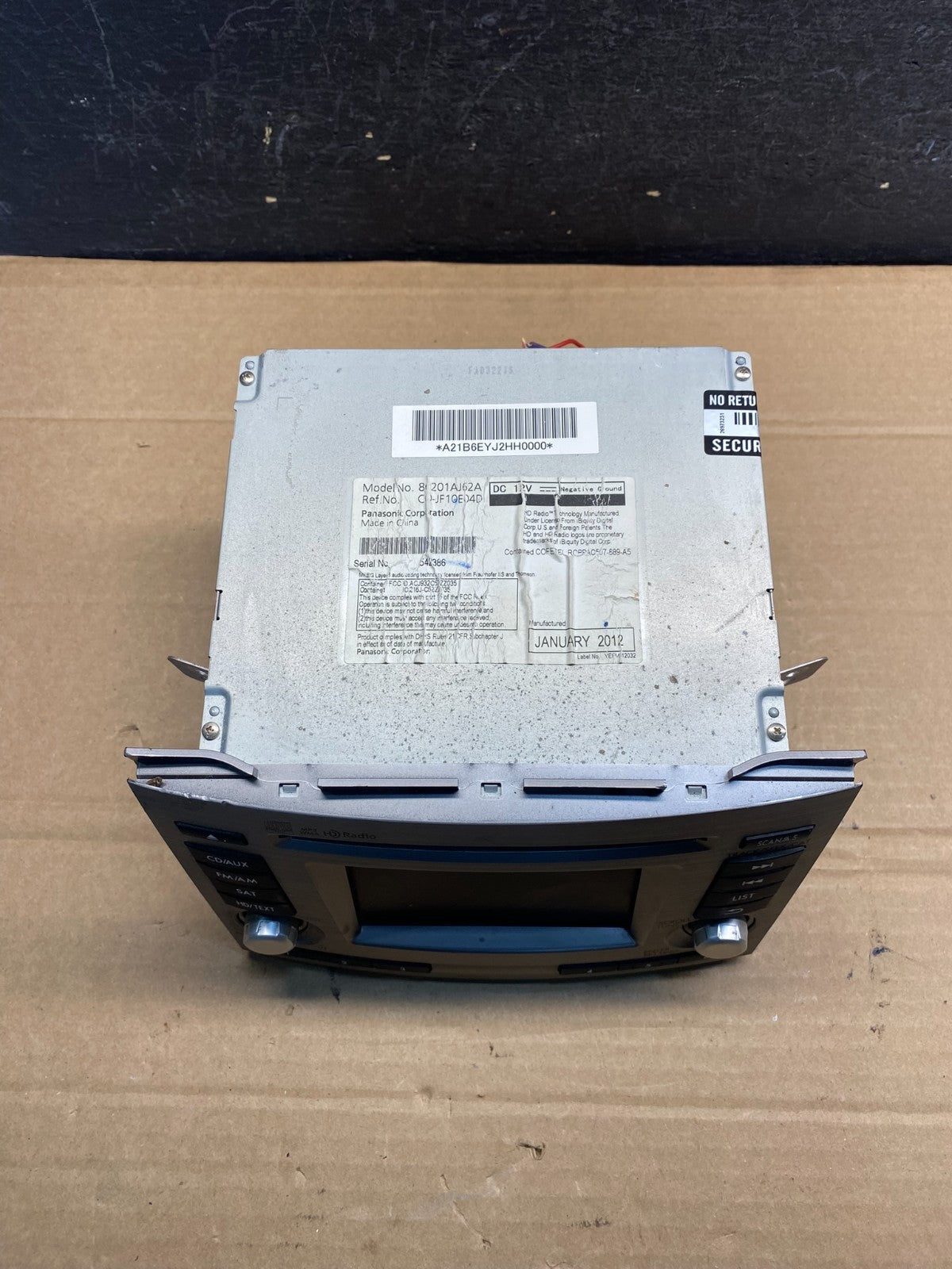 2012 Subaru Outback Radio AM/FM CD Player mp3 Audio AE8144 DG3