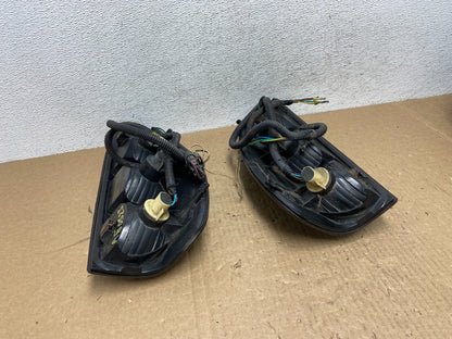 2004 to 2012 Chevrolet Colorado GMC Canyon Left+Right Set Tail Lights AG052510