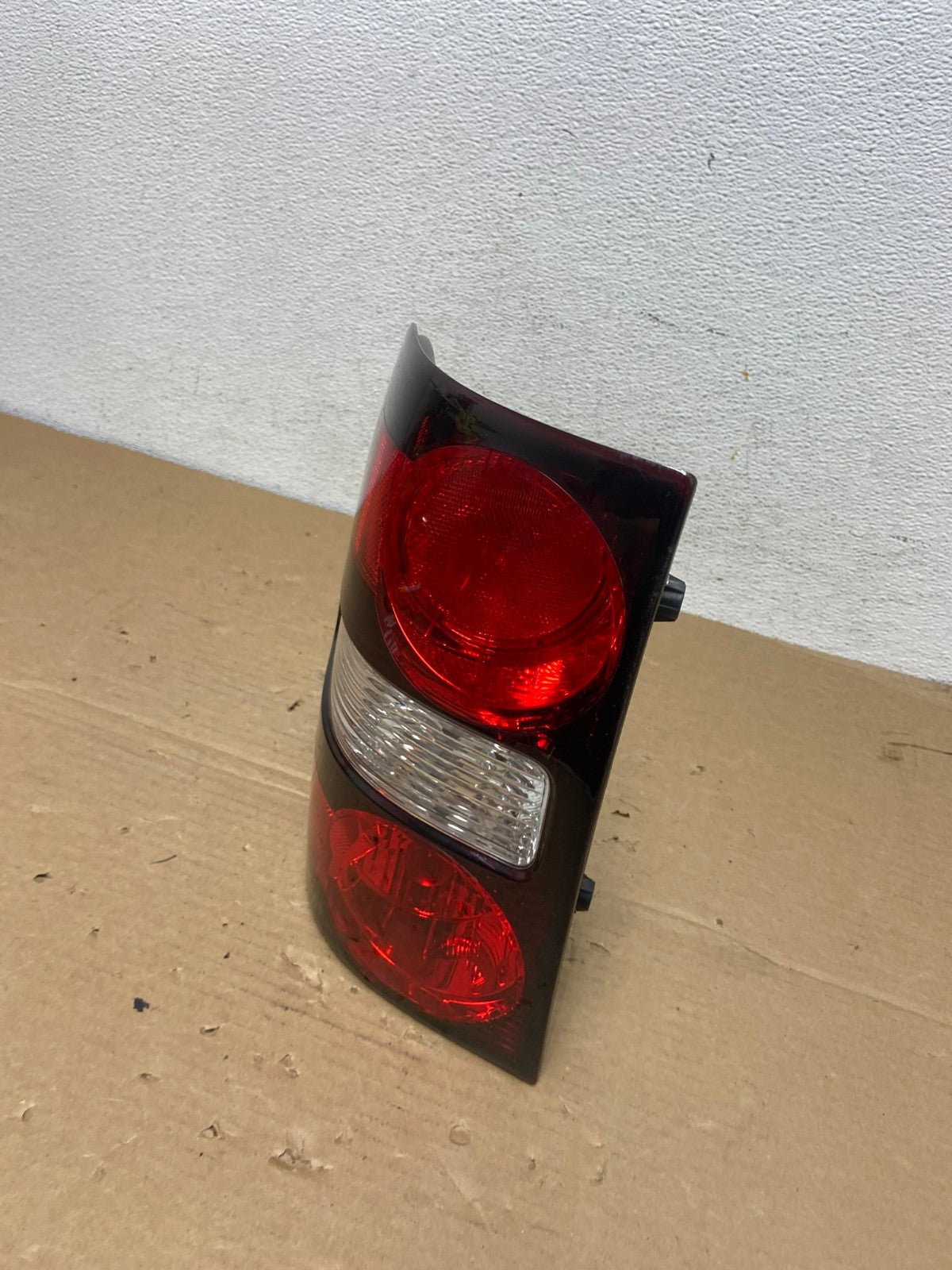 2006 to 2010 Ford Explorer Left Driver Lh Side Tail light AD3929 LK1