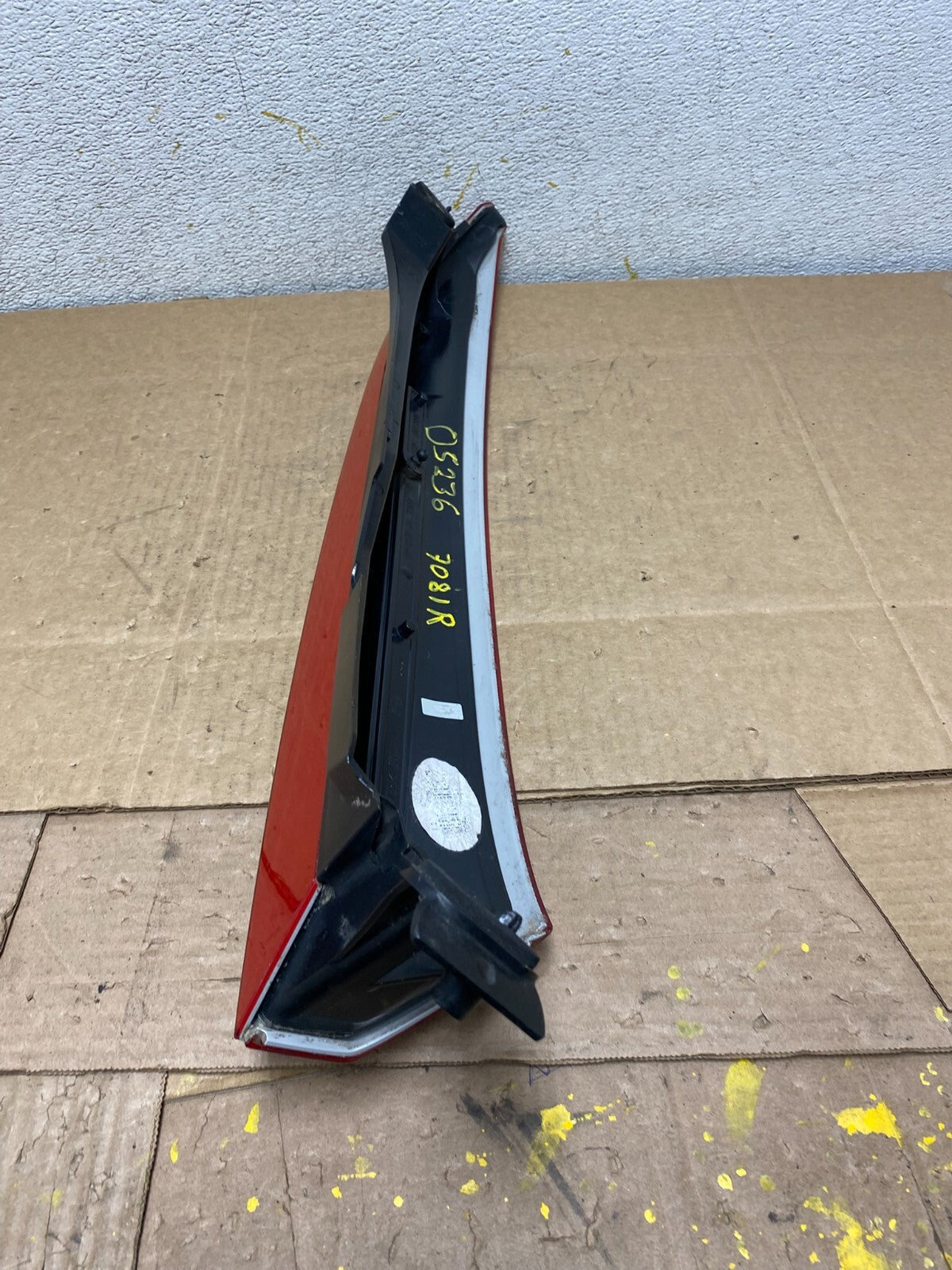 2003 to 2006 Volvo XC90 Left Driver LH Side Upper Tail Light OEM O5236 DW9