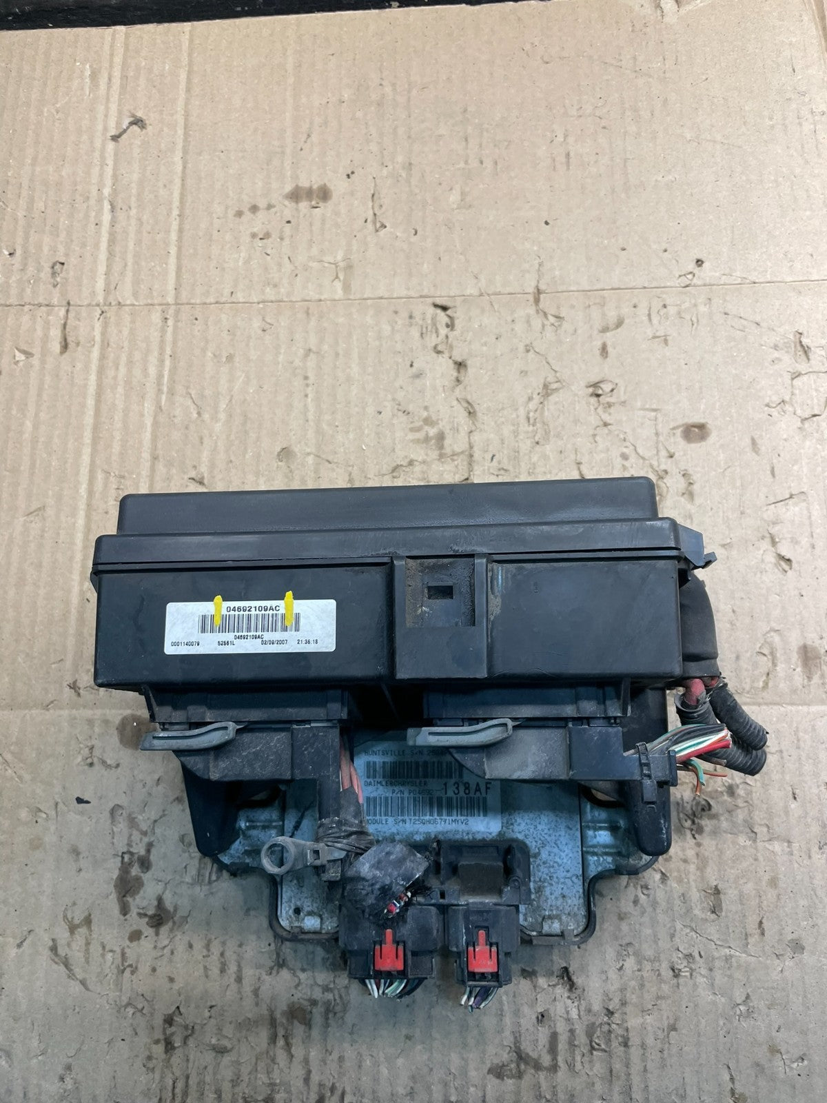 2007 Jeep Grand Cherokee Integrated Power Fuse Box 04692109ac x8355 DG2