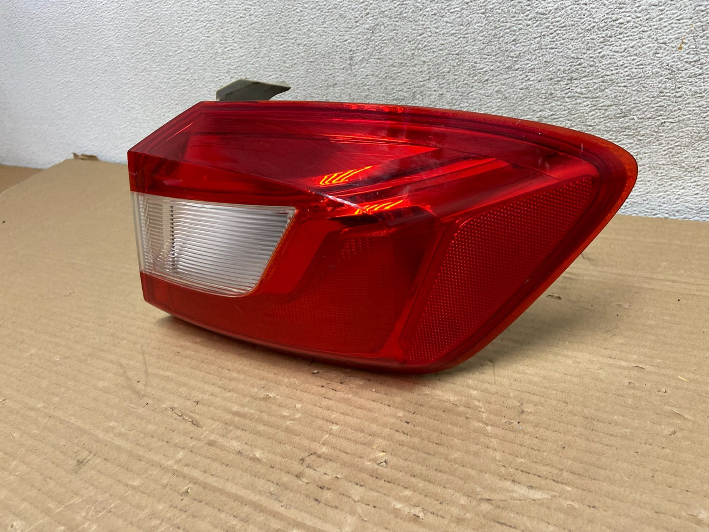 2016 2017 2018 Chevrolet Cruze Right Passinger RH Tail Light AG8936 DW2