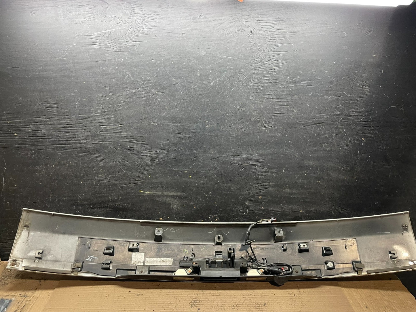 2011 to 2016 Chrysler Town & Country Tailgate Trim w/ Camera Panel OEM U8133 DG10
