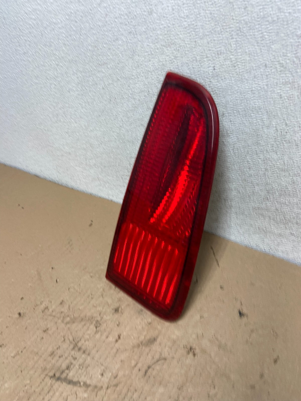 1998-2002 Lincoln Navigator Left Driver Lh Side Tail Light Inner AF3268 DW1