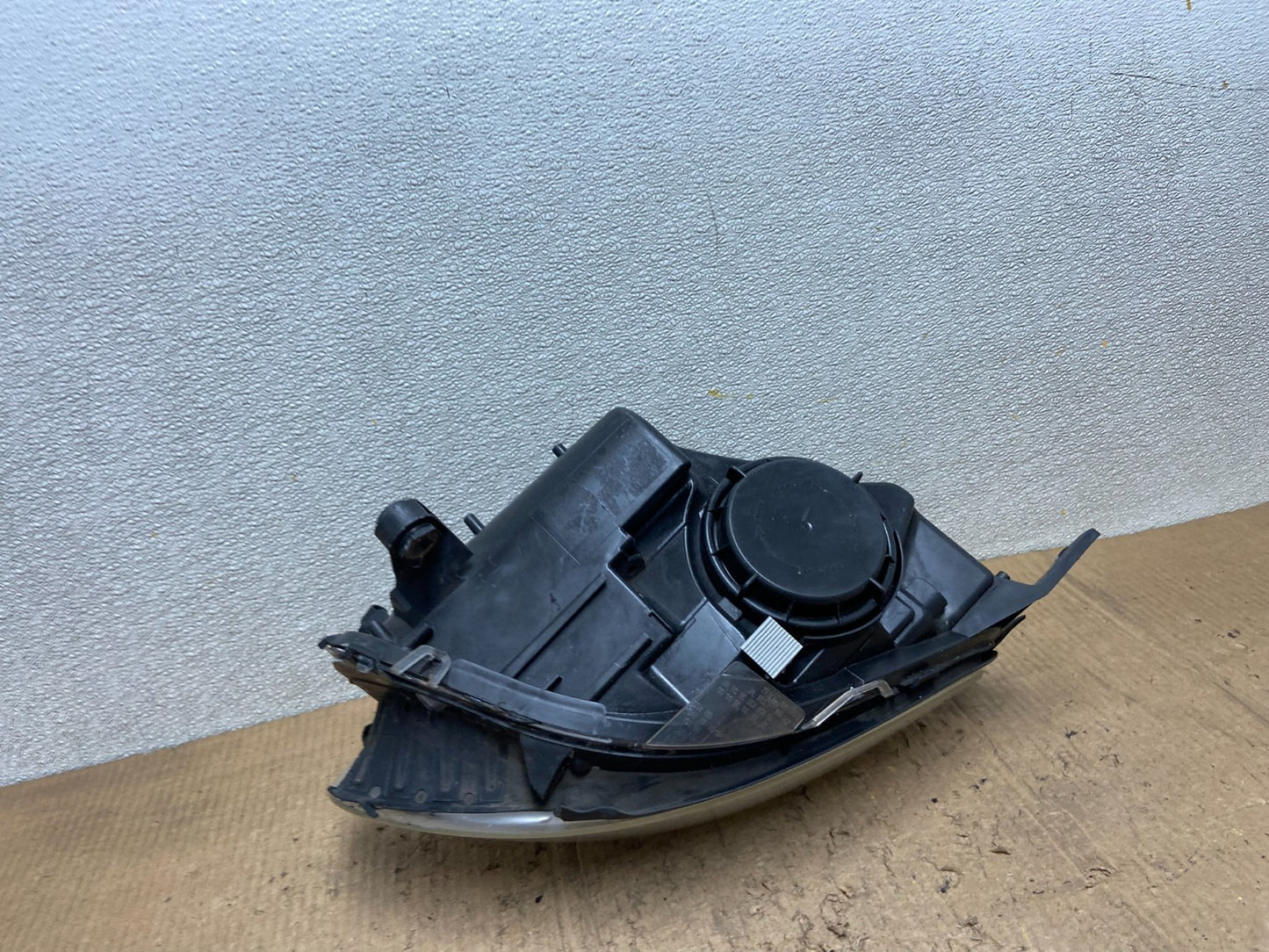 Halogen 2006 2010 Mercedes W251 R-Class Left Driver LH Headlight OEM AA8556 DW4