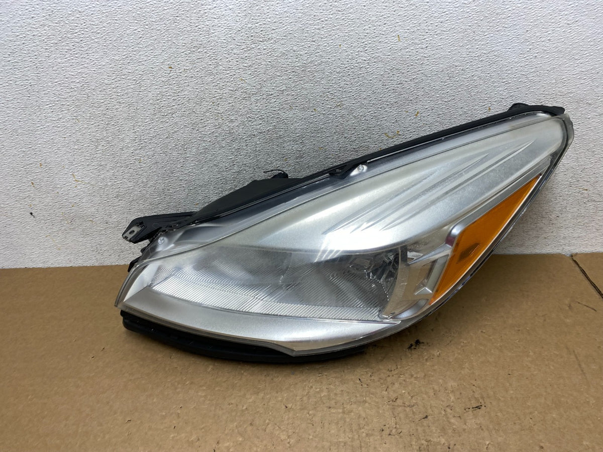 2013 - 2016 Ford Escape Headlight Left Driver Lh Side Halogen AI3604 DW0