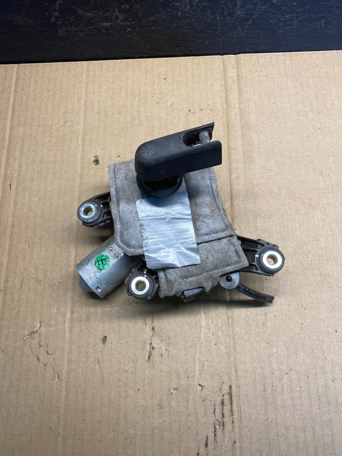 2013-2016 Nissan Pathfinder Back Door Rear Wiper Motor Wiper Blade AC0878 DG0