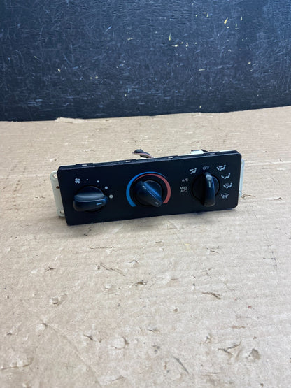 2005 2006 2007 Ford F250 F350 SD Automatic Heater A/C Climate Control af2593 DG0