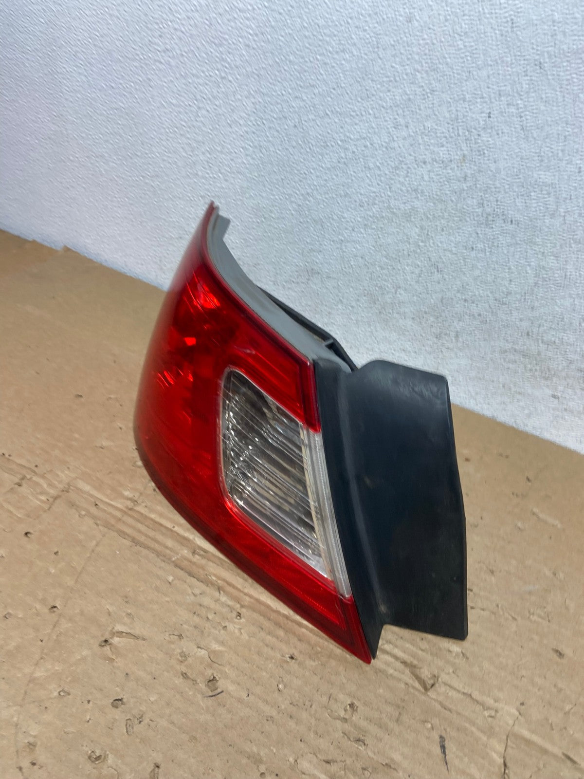 2009 2010 2011 2012 Mitsubishi Galant Left Driver LH Tail Light AD4128 LK1