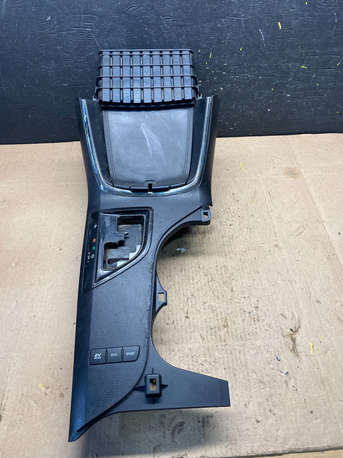 2013-2015 Toyota Avalon Floor Center Console Shifter Trim Bezel Cuphold R8412 DG0