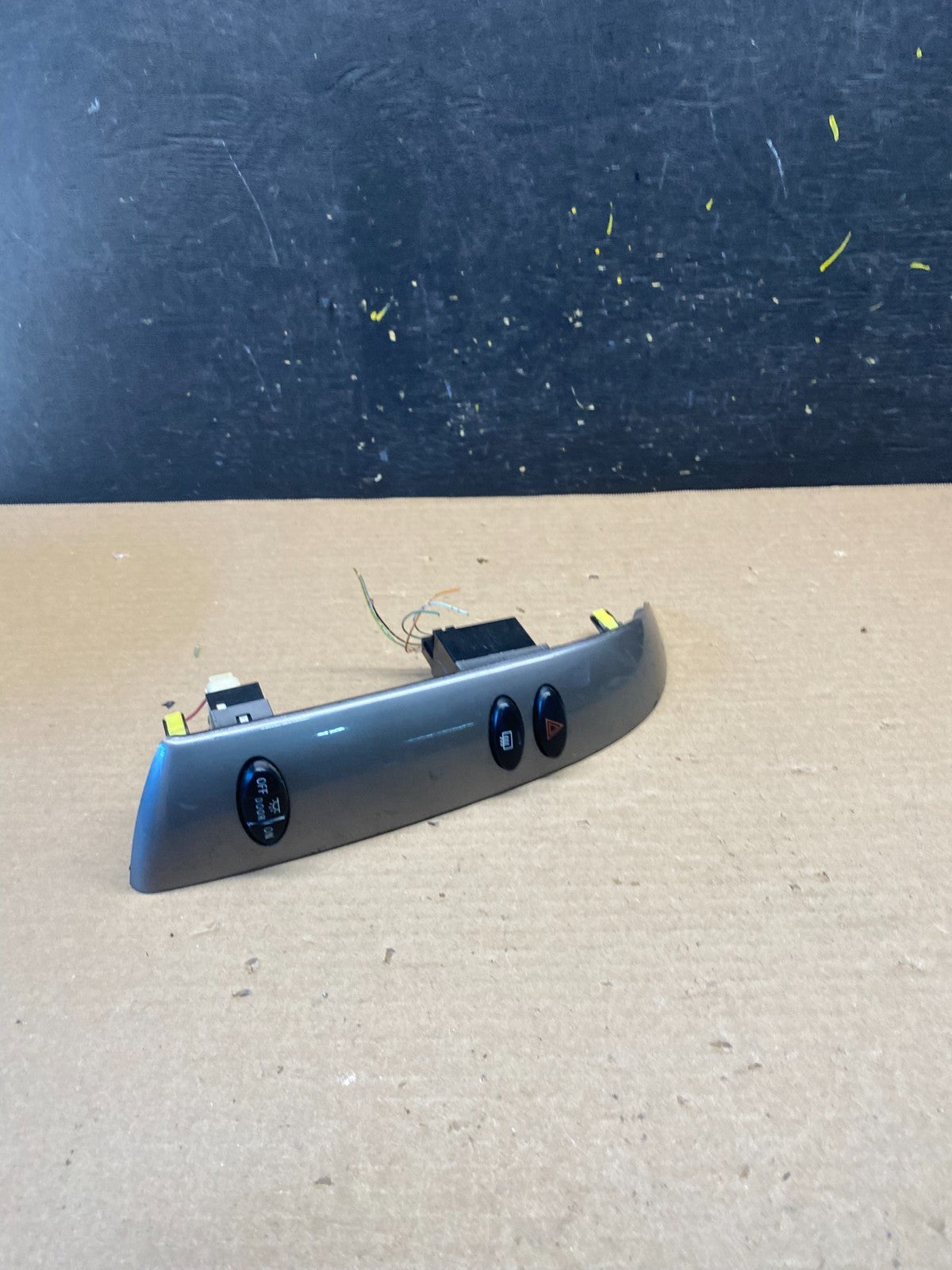 2004 to 2010 Toyota Sienna Left Side Climate Switches Bezel Trim OEM  S2638 DG0