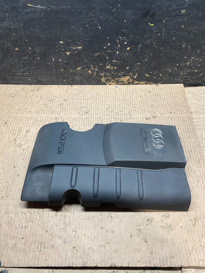 2005 to 2008 Audi  A4 2.0L FSI Engine Cover  Garnish Oem w6207 DG3