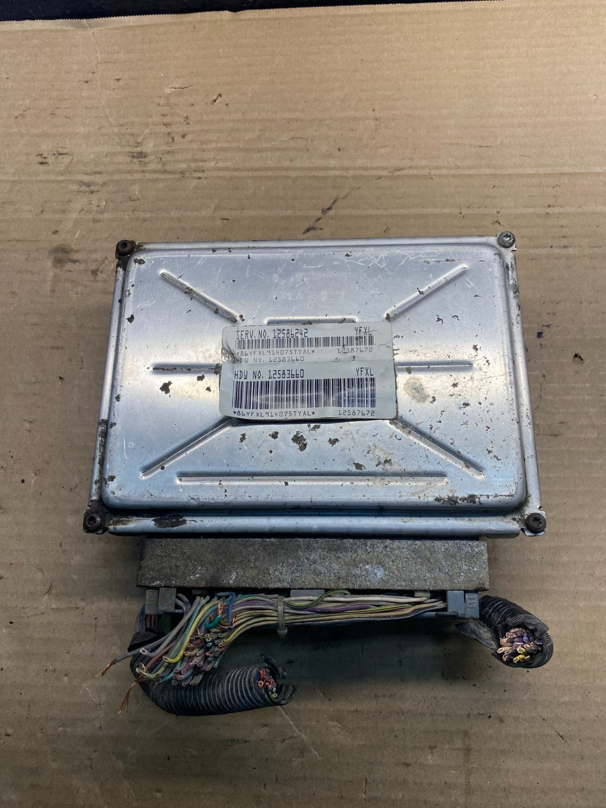 2003-2006 Chevrolet Tahoe Silverado Engine Control Unit Module ECM ECU AF0086 DW0