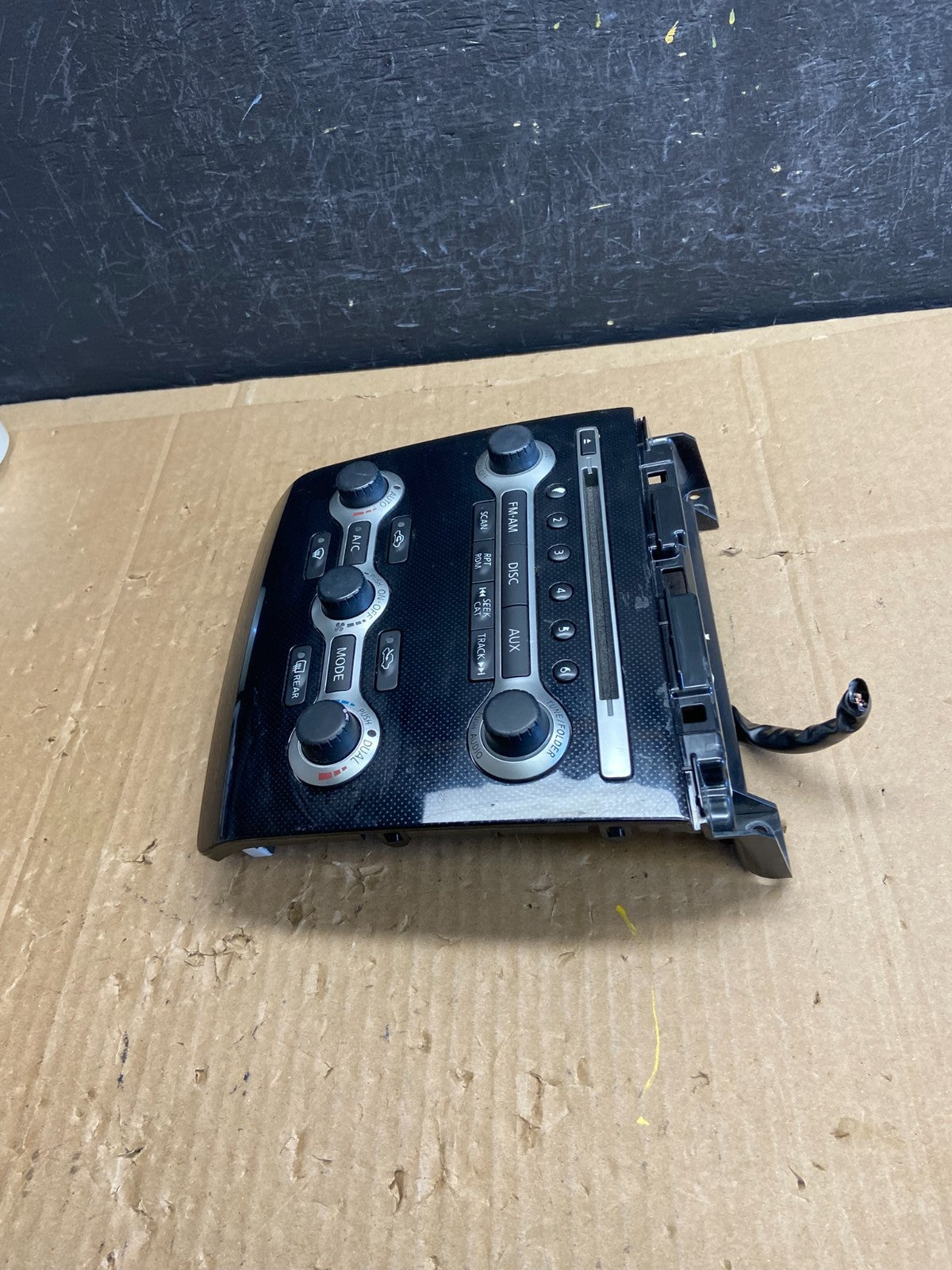 2009 - 2014 Nissan Maxima Radio Panel Climate Control Bezel Trim ad2307 DG2