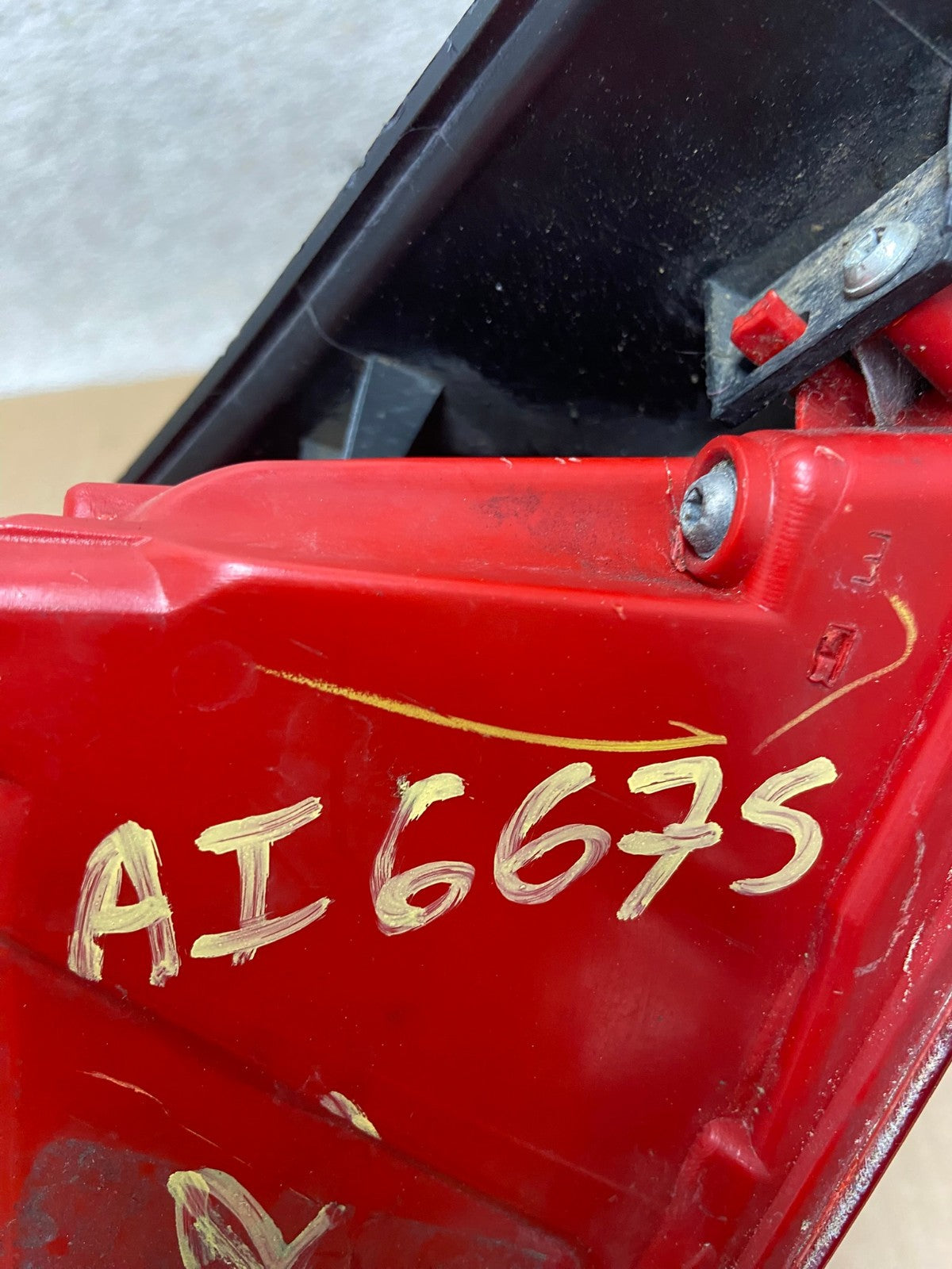 2007 - 2012 Nissan Versa Hatchback Right Passenger Side Tail Light AI6675 LK9
