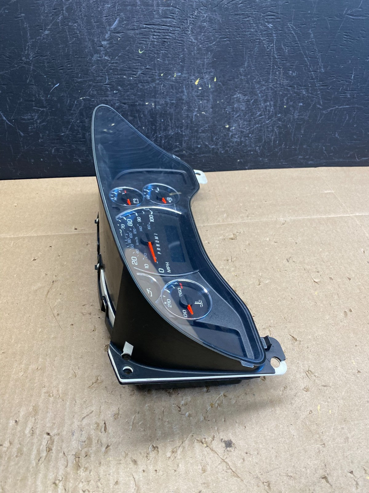 2013 to 2017 Chevrolet Express Speedometer Cluster Gauge AC6686 DG1