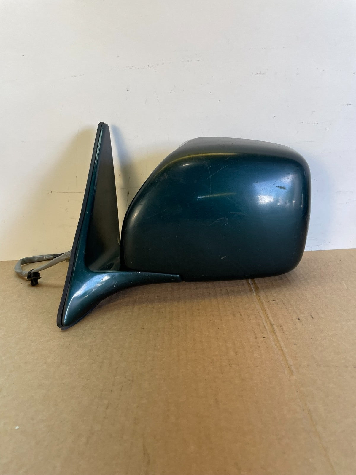 1999 to 2002 Toyota 4runner Left Driver LH Side View Door Mirror AH6282 DW0