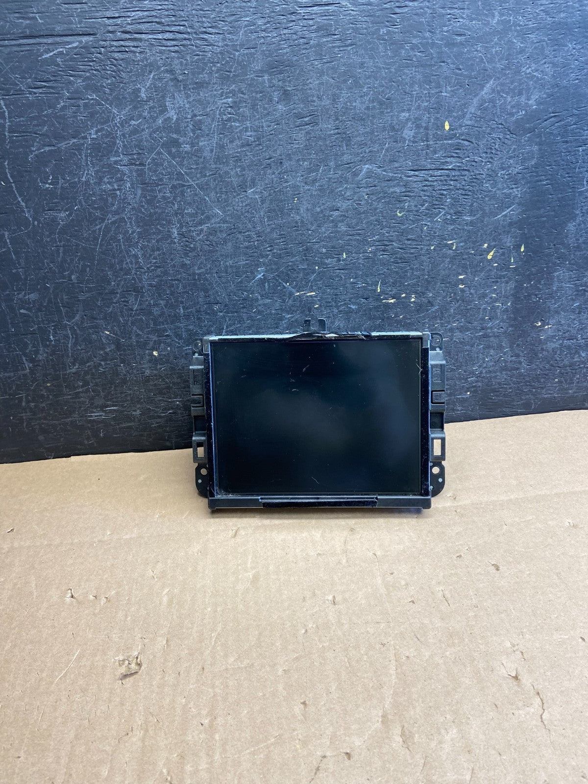 2014 to 2017 Jeep Cherokee UConnect 8.4" Touch Screen Radio ai6361 DG0