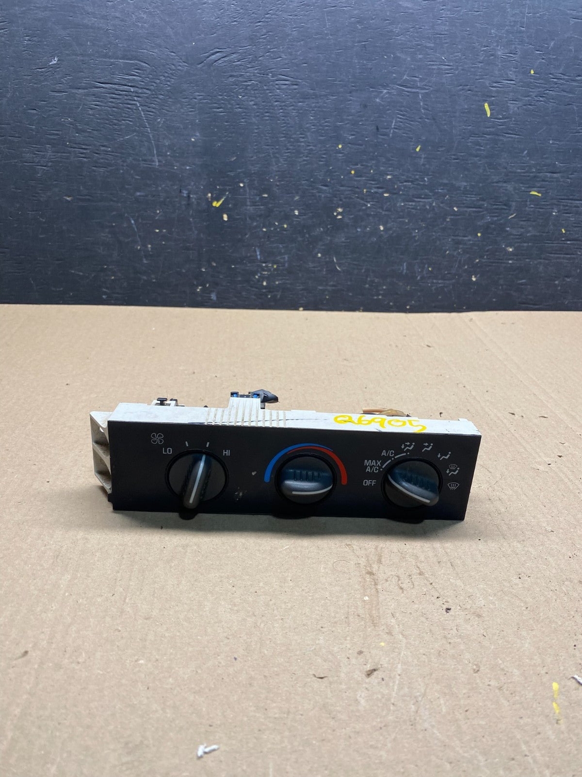 2001 - 2007 GMC Chevrolet Express 1500 Climate Control A/C q6905 DG0