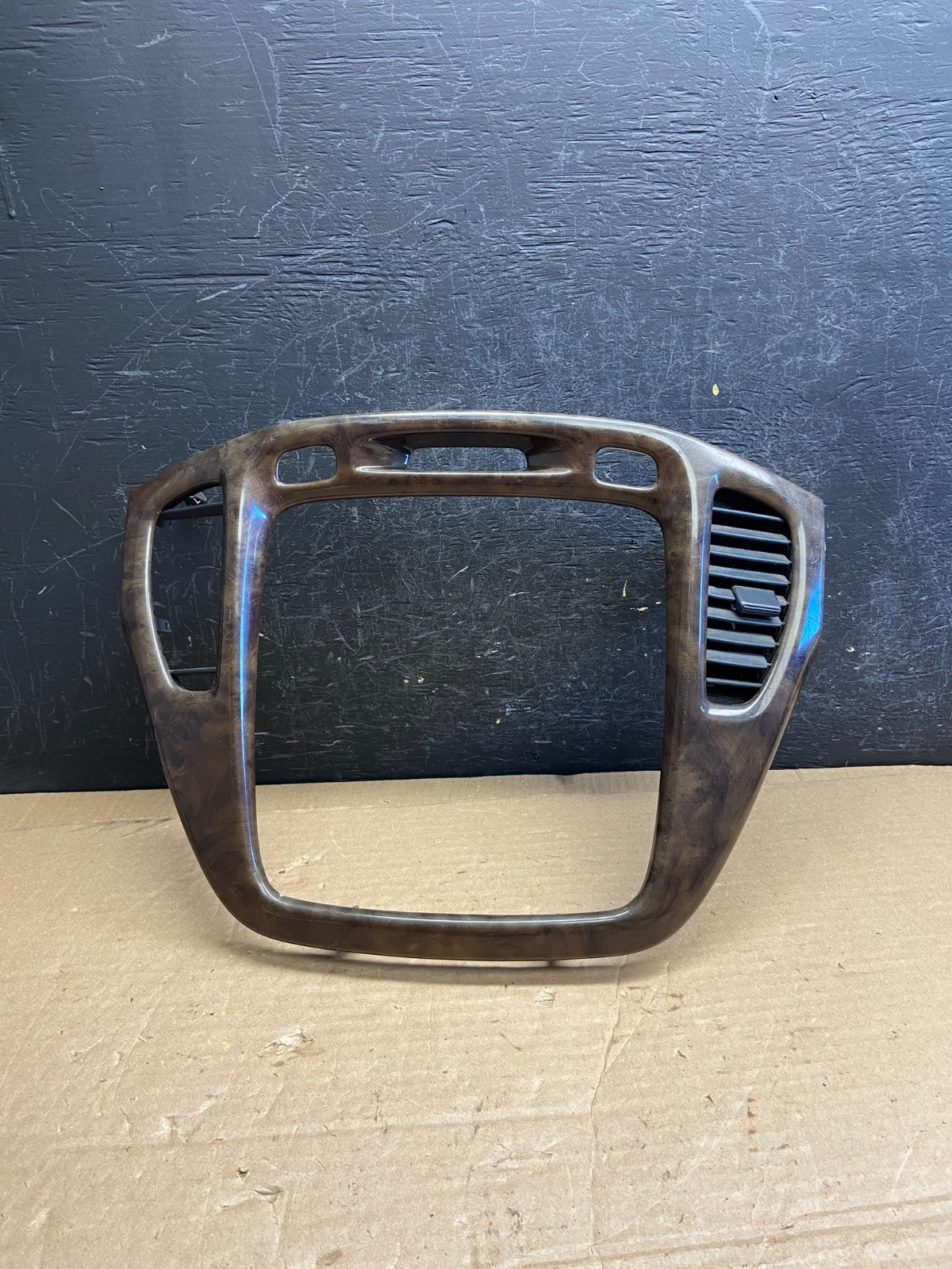 2001-2007 Toyota Highlander Radio Climate Dash Trim Bezel Air Vent AF2024 DW0