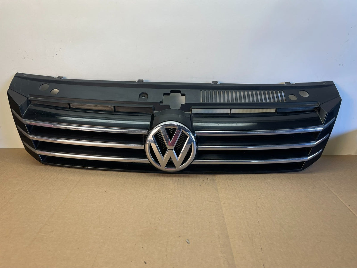 2016 to 2018 Volkswagen Passat Front Upper Grill Grille ag9861 DG0