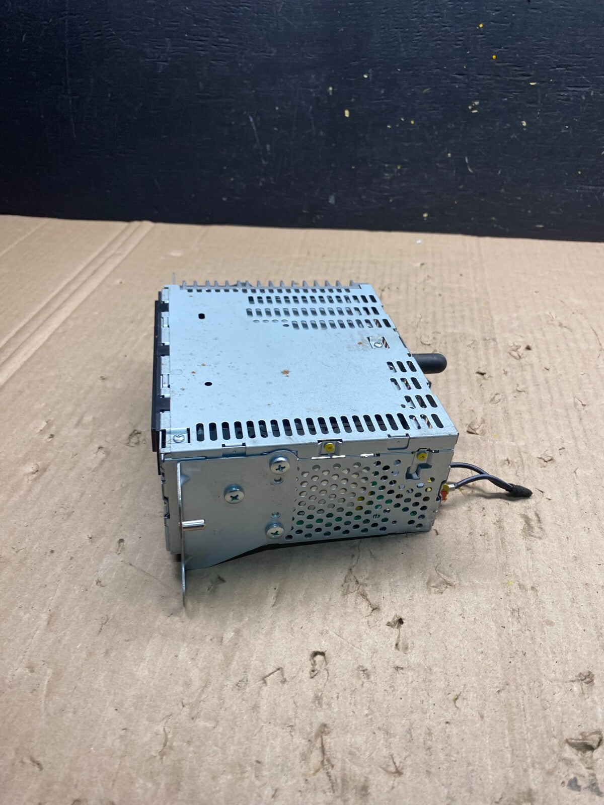 2012 Ford Explorer Audio Equipment Radio Receiver AM FM CD MP3 N0656 DG2