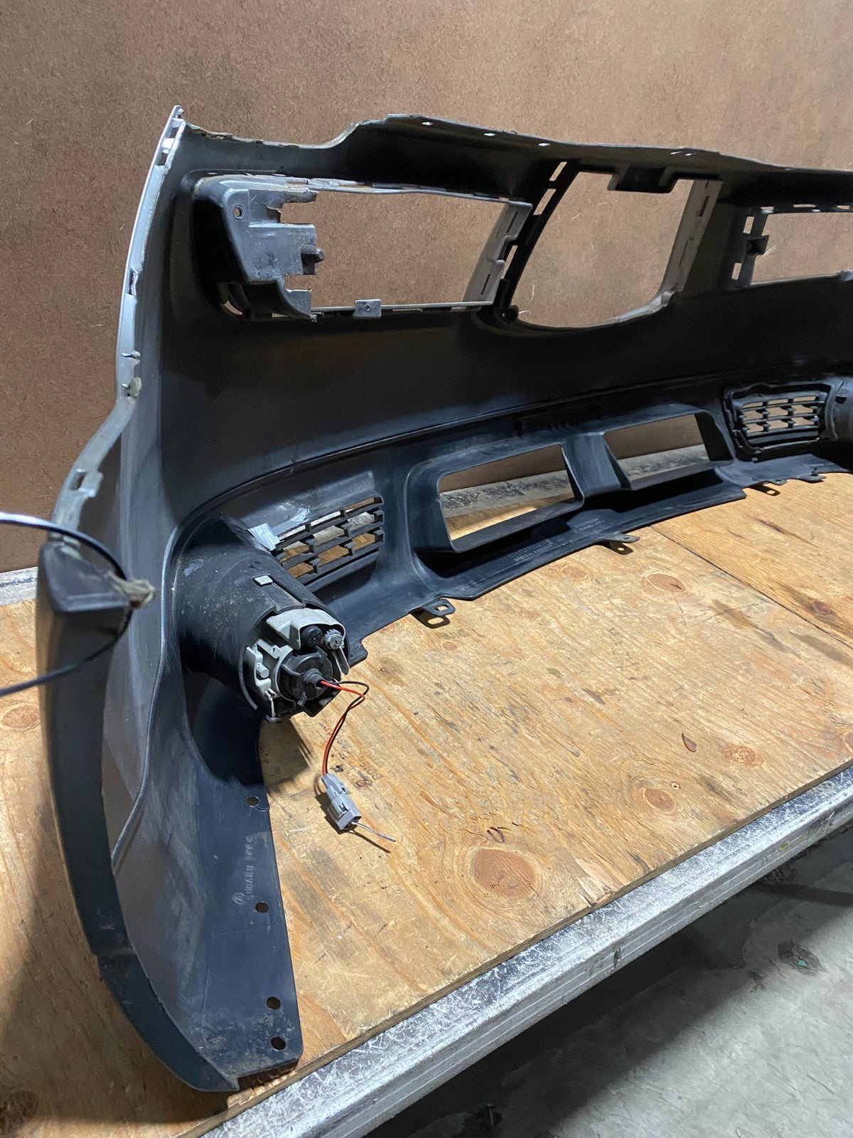 2006 to 2007 Subaru Tribeca Front Bumper Cover W/Fog Light Holes T6707 PS5