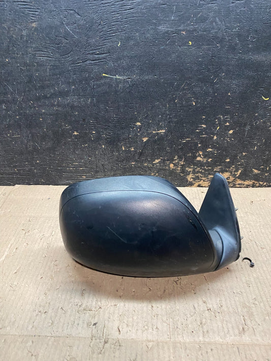 2001 to 2006 Toyota Sequoia Right Passenger View Door Mirror OEM X8008 DG0