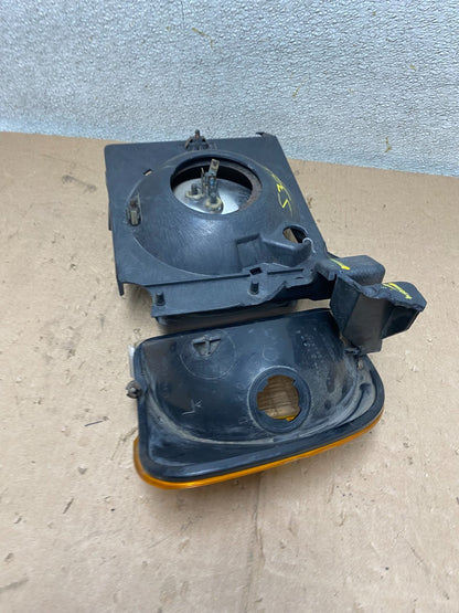 1993- to 1996 Ford E150 Van Driver Left Side Headlight Sealed Beam S3944 PS10
