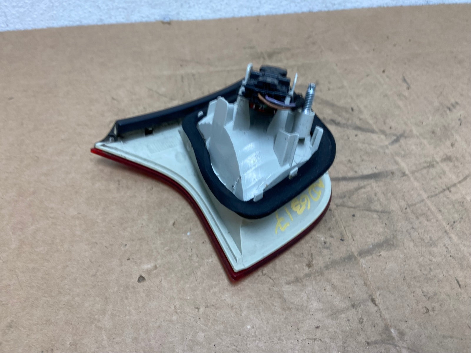 2004-2008 Audi A4 Sedan Right Passenger RH Side Inner Tail Light AD6317 LK4