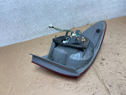 2006 - 2008 Toyota Corolla Right Passenger RH Side Tail light AA4069 DW5