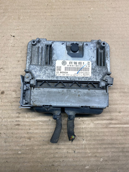 2012 2014 Volkswagen Jetta 2.5L Engine Computer Ecu Pcm Ecm Pcu AE0146 DG0